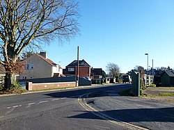 Houses on Kiln Road, Fareham Common - geograph 4269464.jpg