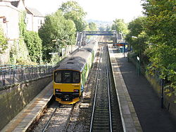 Lye railway station in 2008.jpg