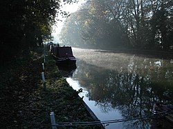 Narrow boats moored on Stroudwater canal - geograph.org.uk - 121597.jpg