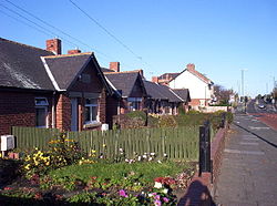 Cottages in Shiremoor - geograph.org.uk - 78014.jpg