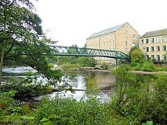 Thorngate footbridge - geograph.org.uk - 5126999.jpg