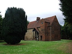 Temple Manor, Strood - geograph.org.uk - 1397511.jpg