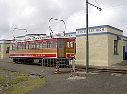 Tram at the summit station - geograph.org.uk - 1925909.jpg