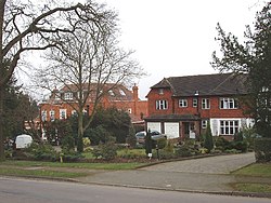 Houses in Astons Road, Moor Park, Northwood - geograph.org.uk - 116476.jpg