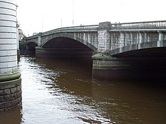 King George V Bridge, Glasgow - geograph.org.uk - 665391.jpg