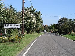 Welcome To Luddington - geograph.org.uk - 58998.jpg