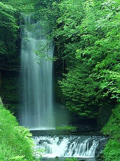 Glencar waterfall01.jpg