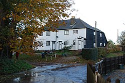 Bakers End Cottages - geograph.org.uk - 283224.jpg
