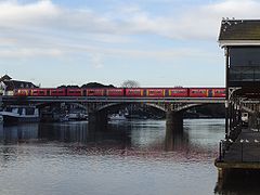 Kingston Railway Bridge.JPG