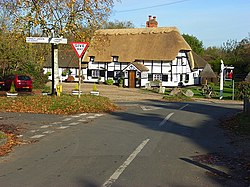 Binfield Heath pub.jpg