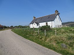 Roadside cottage at Rhelonie, Easter Ross - geograph-2970284.jpg