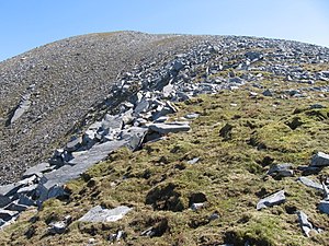 Approaching the summit of Meallan Liath Coire Mhic Dhughail - geograph.org.uk - 425151.jpg