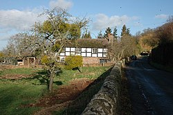 Cottage in Mansell Gamage - geograph.org.uk - 316250.jpg