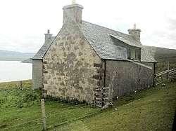 Empty house at Achiemore - geograph.org.uk - 497365.jpg