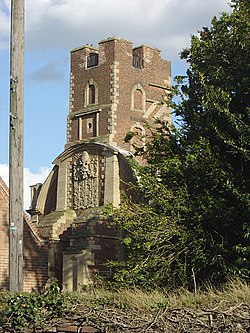 Bunny Hall - the tower - geograph.org.uk - 748699.jpg