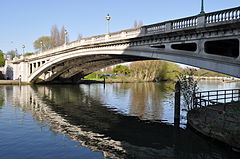 Reading Bridge.jpg