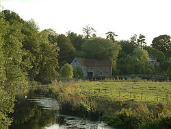 Dorset stur mill from bridge.jpg