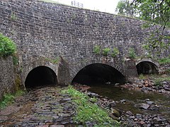 Glen Loy Aqueduct, Caledonain Canal (geograph 3285838).jpg