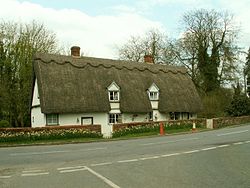 Thatched cottage, Great Wratting, Suffolk.jpg