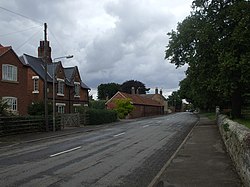 Cromwell, the old A1 or Great North Road, Nottinghamshire - geograph.org.uk - 1412966.jpg