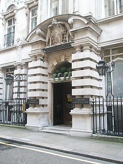 Entrance to Chartered Accountants Hall in Moorgate Place (geograph 1823529).jpg