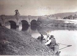 Houghton Bridge ca 1895.jpg