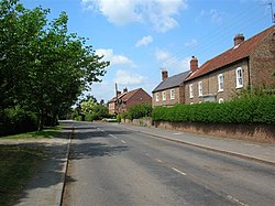 Linton on Ouse - geograph.org.uk - 186503.jpg