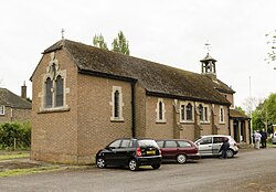 Langworth, St Hugh's church (34183281364).jpg