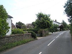 "Summer" in St Peter's Road - geograph.org.uk - 1421191.jpg