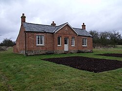 'Rosedene' Chartists Cottage, Dodford - geograph.org.uk - 1777279.jpg