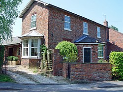 A house on Breighton Road, Gunby - geograph.org.uk - 807472.jpg