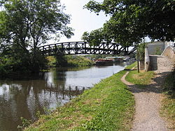 Cowley Peachy Junction, Grand Union Canal, Yiewsley - geograph.org.uk - 90224.jpg