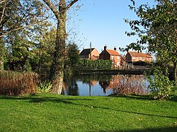Village Pond, Fenton - geograph.org.uk - 77798.jpg