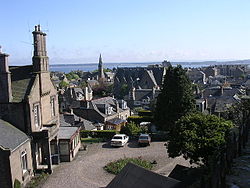 Overlooking central Broughty Ferry - geograph.org.uk - 9682.jpg