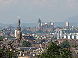 View of Glasgow from Queens Park.jpg