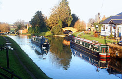 Oxford Canal at Hillmorton.jpg