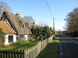 Thatched Cottage, Weston Green - geograph.org.uk - 1636614.jpg