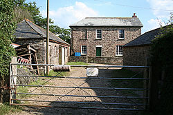 Werrington, farmhouse at Eggbeare - geograph.org.uk - 457115.jpg