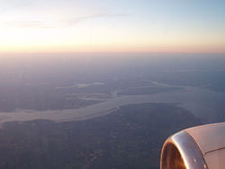 Thames estuary (aerial view).jpg
