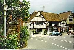 Shere, Old Cottage - geograph.org.uk - 258647.jpg