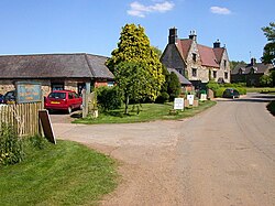 Upper Stowe-The Old Dairy Farm - geograph.org.uk - 1333037.jpg