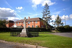 Houses and Memorial, Moreton - geograph.org.uk - 3175684.jpg