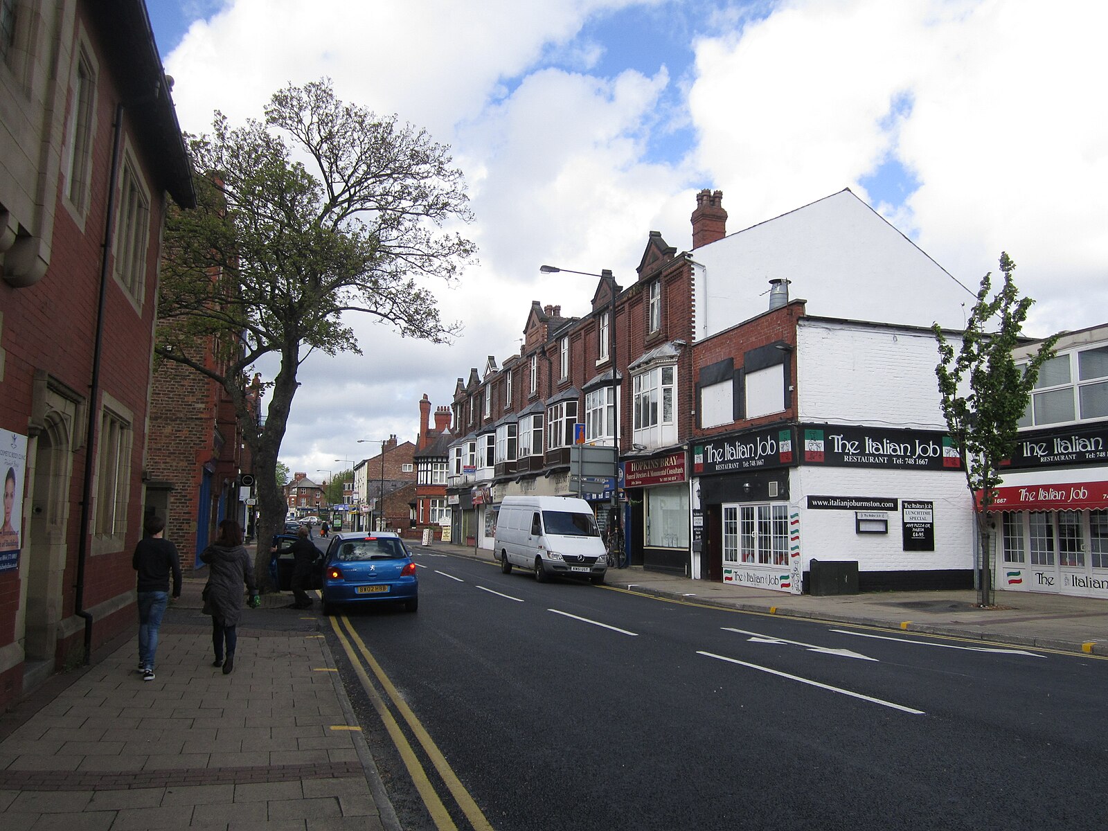 File:Station Road, Urmston.JPG - Wikishire