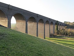 Catesby Viaduct - geograph.org.uk - 2301357.jpg