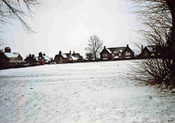 Mentmore village green 1963.jpg