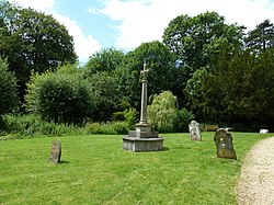 Saint Swithun, Headbourne Worthy- war memorial (geograph 2520482).jpg