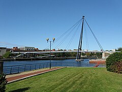 Teesquay Millennium Bridge from east bank.jpg