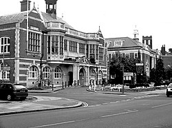 Hendon Town Hall (1).jpg