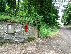 Postbox, Treyford - geograph.org.uk - 1340475.jpg