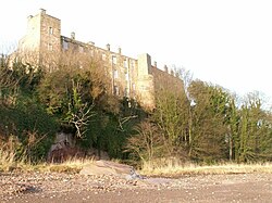 Wemyss Castle - geograph.org.uk - 100210.jpg